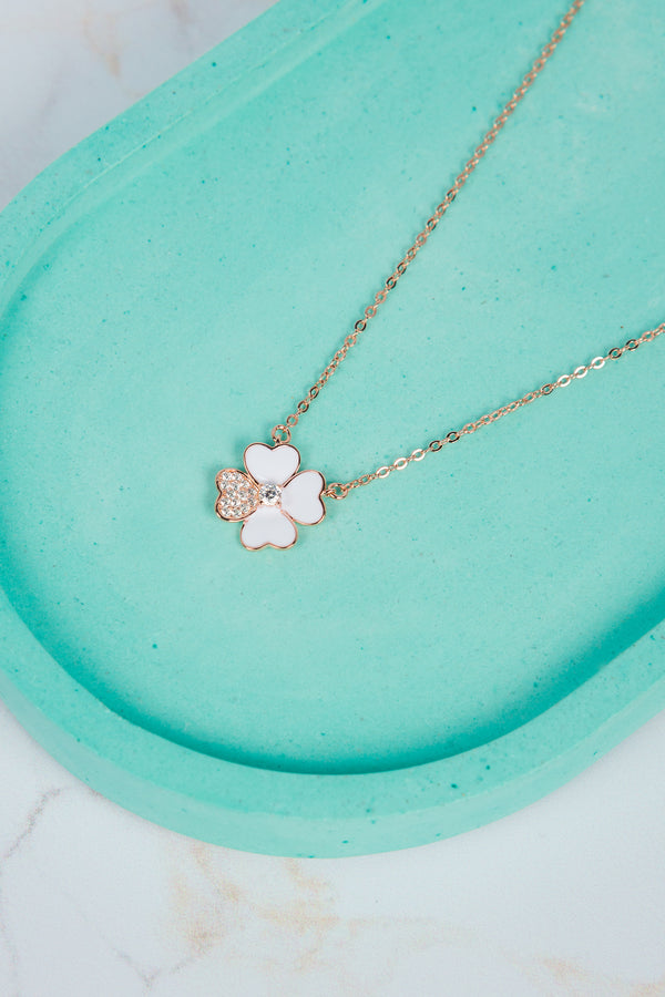 Clover leaf gold plated necklace