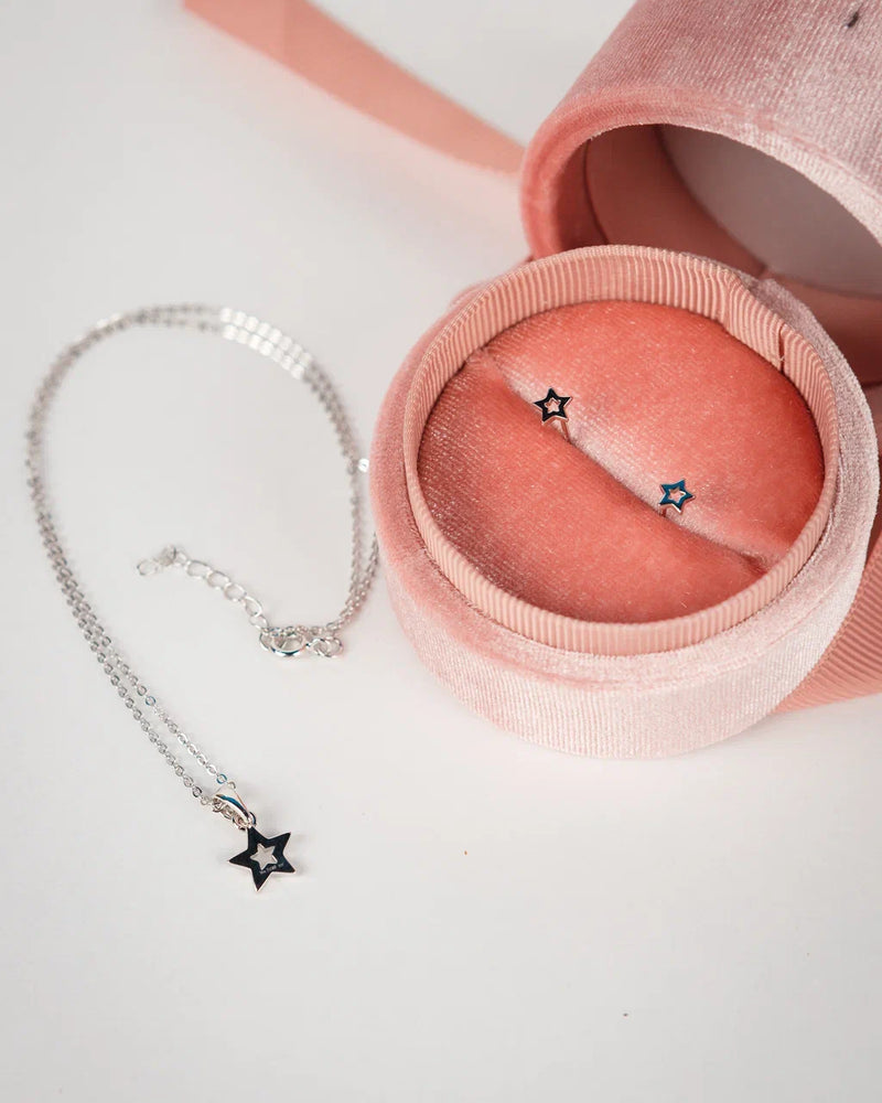 Superstar necklace